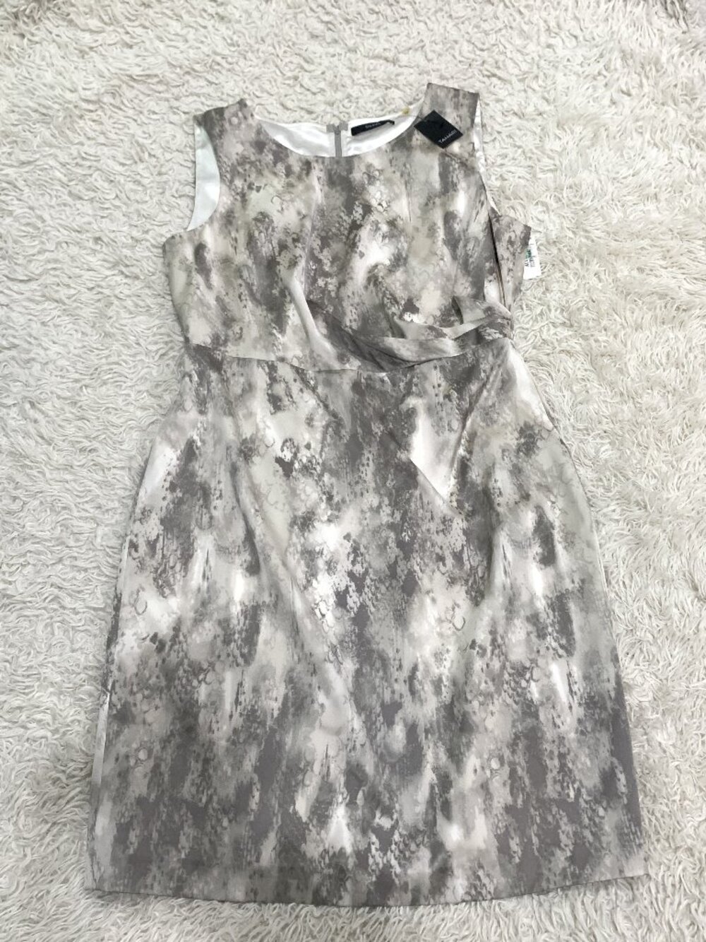 Tahari NWT Sheath Dress Gray Abstract Print Sz 14